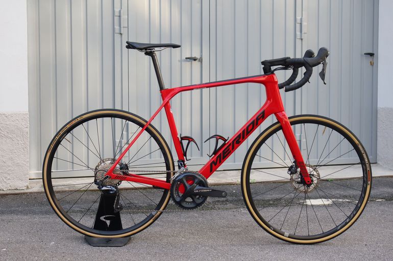 Used Merida SCULTURA ENDURANCE 6000 2021 2021 Road & Gravel — image 1 of 5