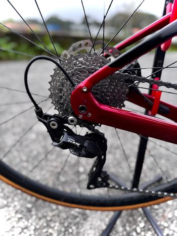 Used Trek Domane SL 5 2021 Road & Gravel, Red — image 5 of 10