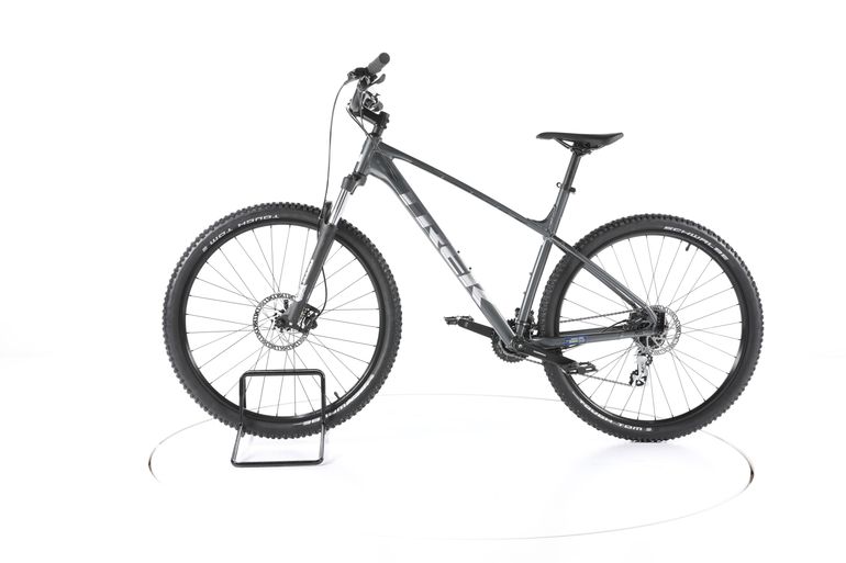 Used Trek Marlin 5 2022 Mountainbike — image 3 of 5