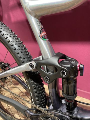 Used Liv Pique 29 2 2021 2021 Mountainbike, Light Gray, 29 — image 3 of 6