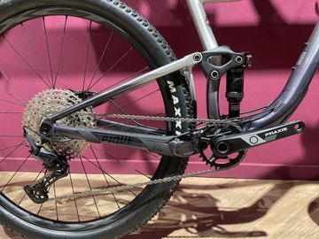 Used Liv Pique 29 2 2021 2021 Mountainbike, Light Gray, 29 — image 4 of 6