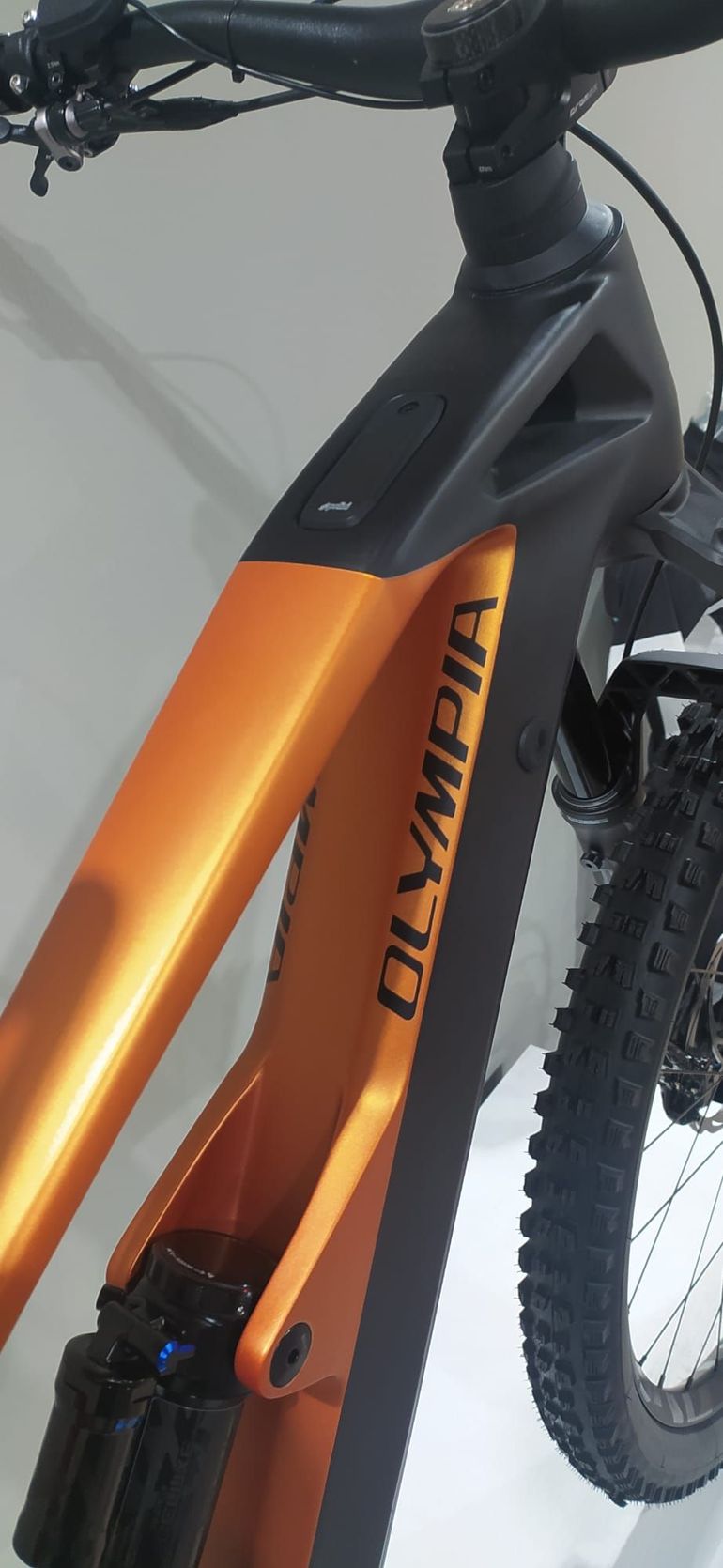 Used Olympia OLYMPIA MURDOK E-P3+ 05SMART TALLA S/M 2025 Mountainbike, Orange — image 2 of 4
