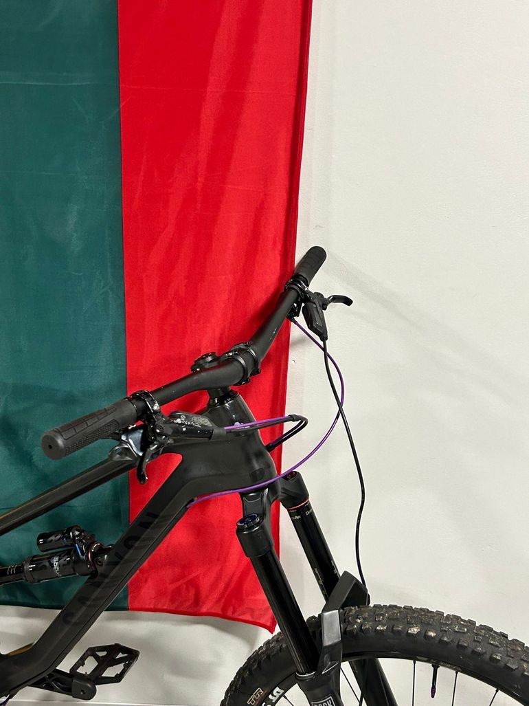 Used Canyon Torque 27.5 CF 7 2022 2022 Mountainbike, Black, 27.5 — image 3 of 11