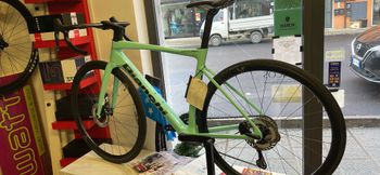 Used Bianchi Specialissima COMP Ultegra Di2 2024 2024 Road & Gravel