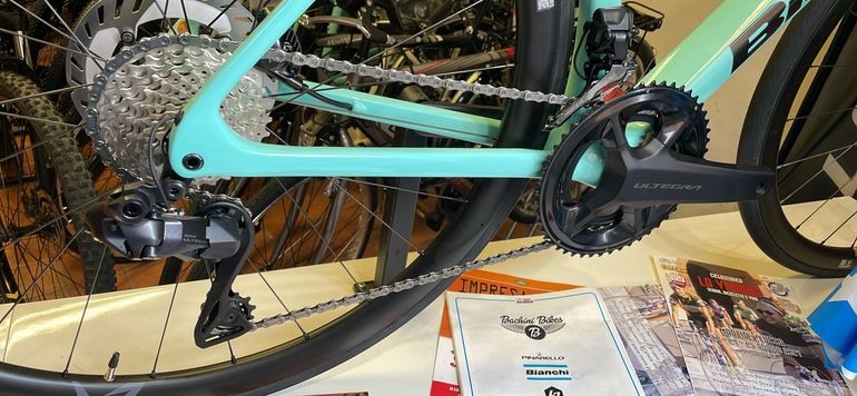 Brugt Bianchi Specialissima COMP Ultegra Di2 2024 2024 Road & Gravel — billede 3 af 4
