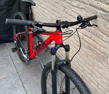 Used Trek X-Caliber 7 2021 Mountainbike, Red — image 2 of 4