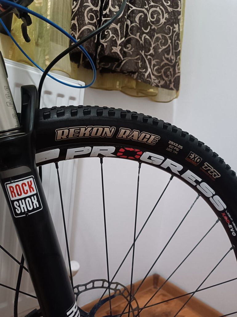 Used Felt Nine 1 2015 Mountainbike, Black — image 5 of 9