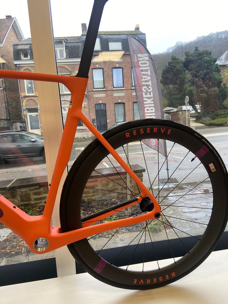 Used Cervélo Soloist kit cadre troppic sunset t61 Frameset 2024 Road & Gravel, Black — image 4 of 6