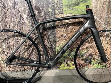 Used Trek Émonda SLR Disc Frameset Frameset 2021 Road & Gravel, Black — image 2 of 6