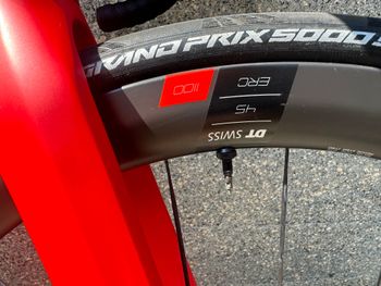 Used Thoemus Sliker Pro Ultimate Ultegra Di2 rot 2024 Road & Gravel, Red — image 2 of 7