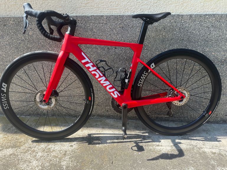 Used Thoemus Sliker Pro Ultimate Ultegra Di2 rot 2024 Road & Gravel, Red — image 1 of 7