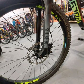 Used Polygon Siskiu T7 2024 2024 Mountainbike, Green, 27.5, 29 — image 2 of 8