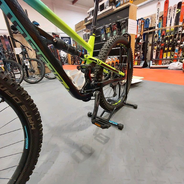 Used Polygon Siskiu T7 2024 2024 Mountainbike, Green, 27.5, 29 — image 6 of 8