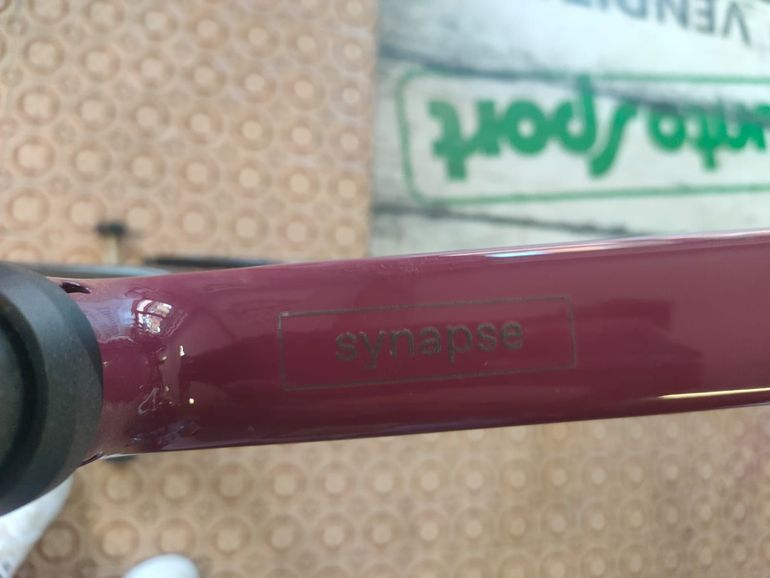 Tweedehands Cannondale Synapse Carbon 3 L 2022 2022 Road & Gravel — afbeelding 3 van 9