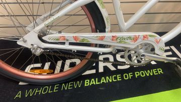 ELECTRA donna 2015 Urban de segunda mano, Blanco — imagen 3 de 3