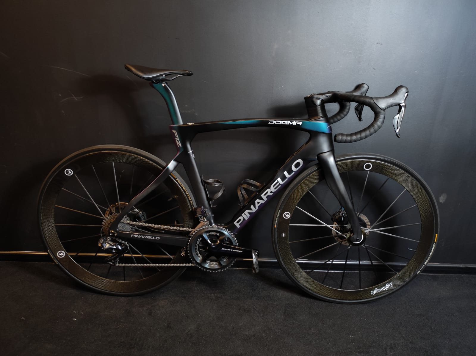 pinarello dogma f12 price uk