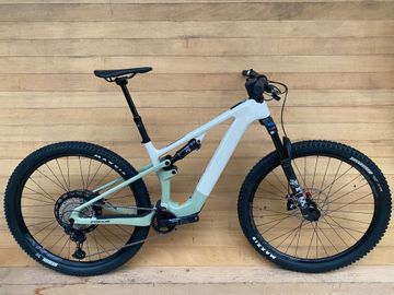 Použité Focus VAM² SL 9.8 2024 2024 MTB
