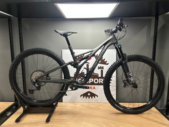 Used Specialized Stumpjumper Comp 2022 2022 Mountainbike, Light Gray, 29 — image 1 of 7