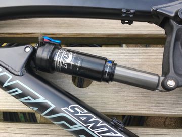 Santa Cruz Nomad Aluminium 26 Frameset 2012 Mountainbike d'occasion — image 8 sur 8