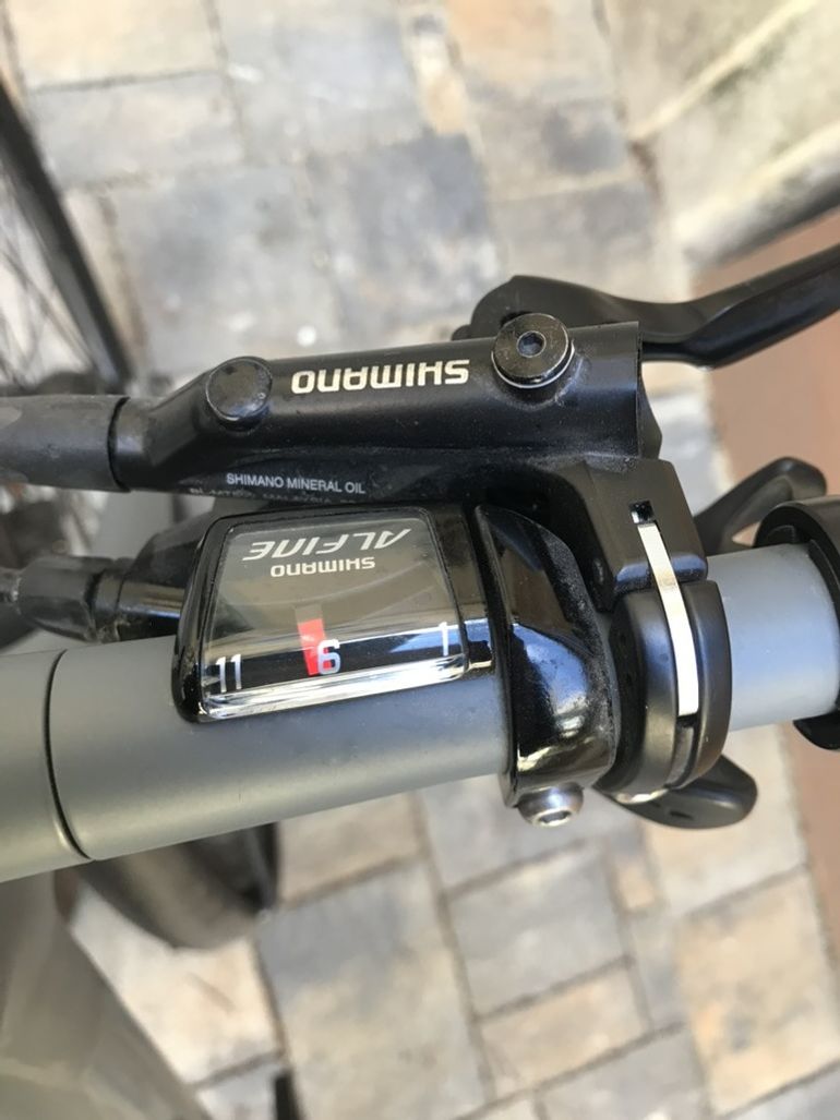 Used Canyon Commuter 9 2018 Road & Gravel, Light Gray — image 8 of 10