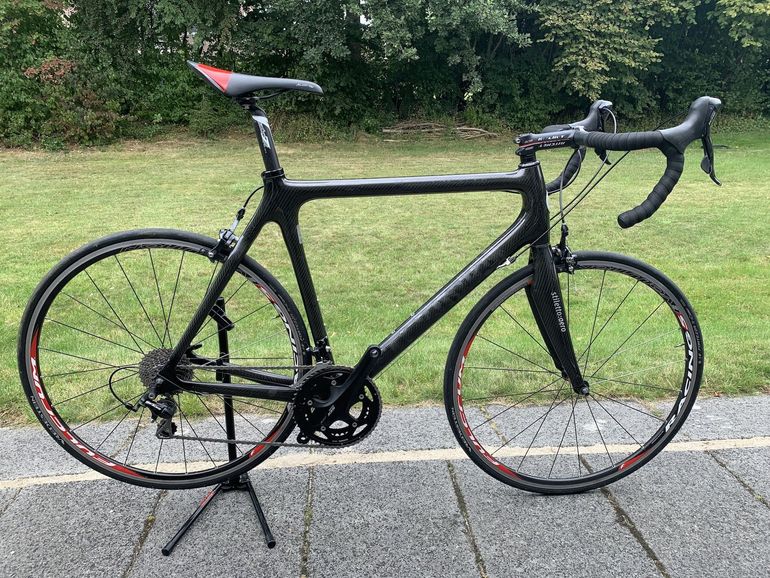 Storck Scenario CD 1.0 carbon Campagnolo Record Titanium 2007 Road & Gravel de segunda mano, Negro — imagen 12 de 16