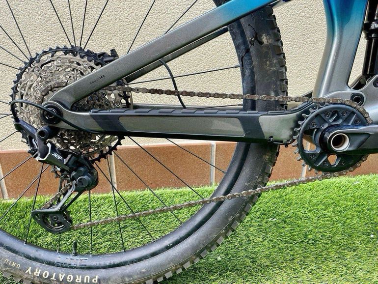 Trek Top Fuel 9.7 2023 2023 Mountainbike usato, Blu — immagine 3 di 7