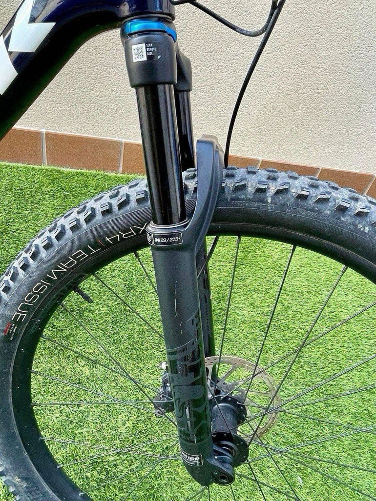 Trek Top Fuel 9.7 2023 2023 Mountainbike usato, Blu — immagine 7 di 7