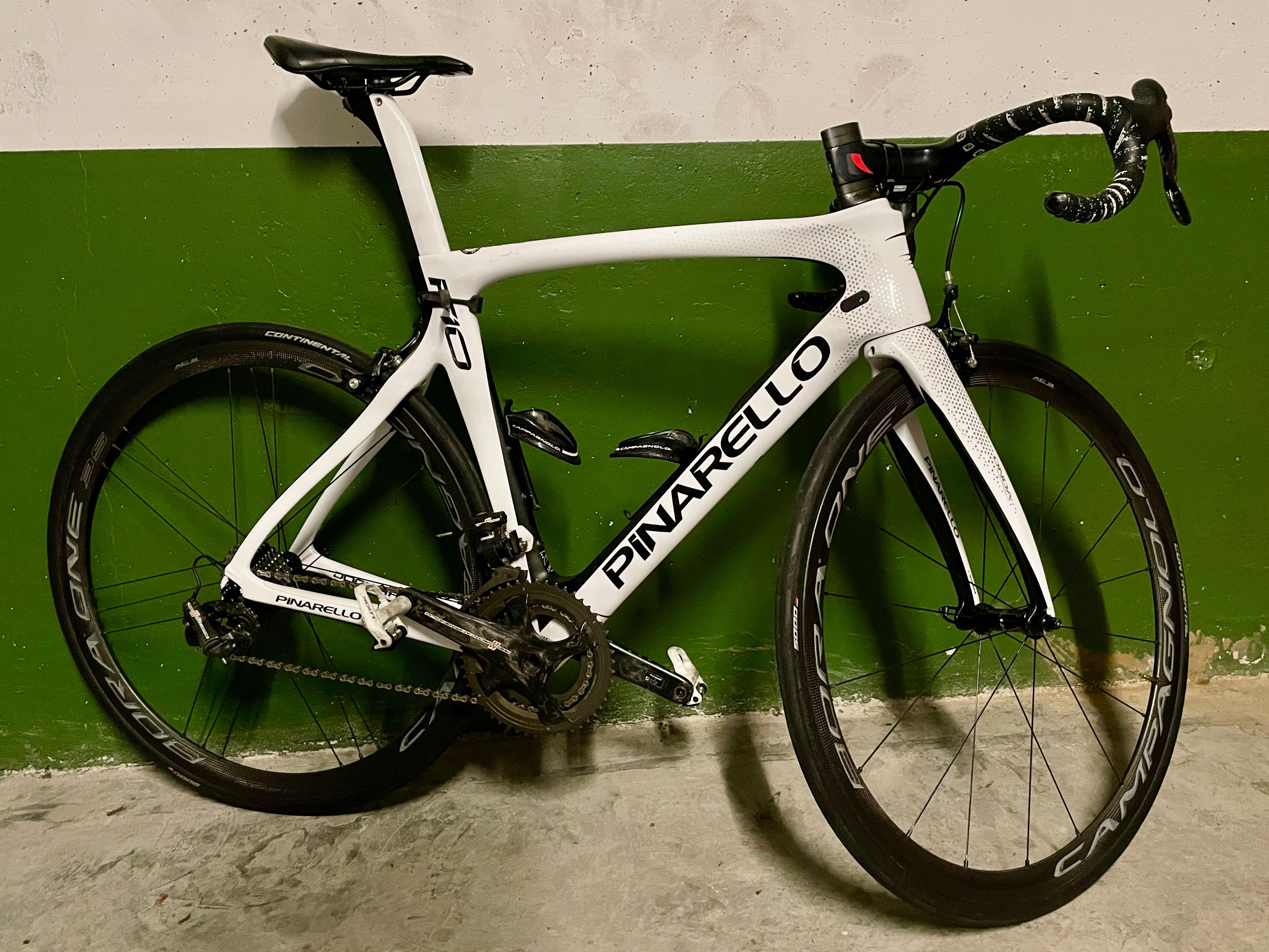 Pinarello DOGMA F10 used in 54 cm buycycle