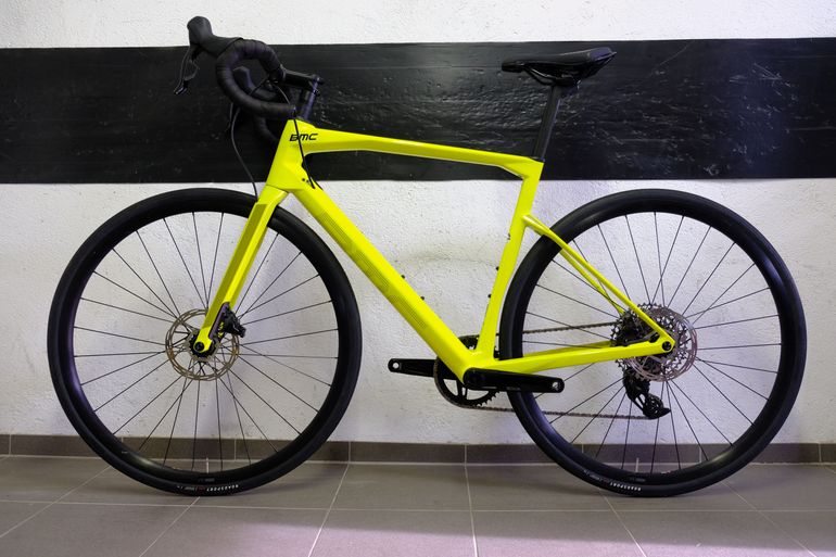 Used BMC Roadmachine X TWO 2023 2023 Road & Gravel, White — image 1 of 16