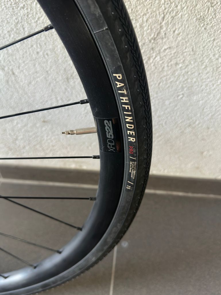 Used BMC Roadmachine X TWO 2023 2023 Road & Gravel, Bianco — image 11 of 11