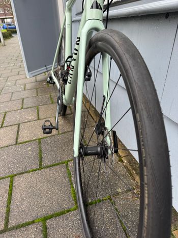 Used Canyon Endurace 6 2024 2024 Road & Gravel, Black — image 5 of 16