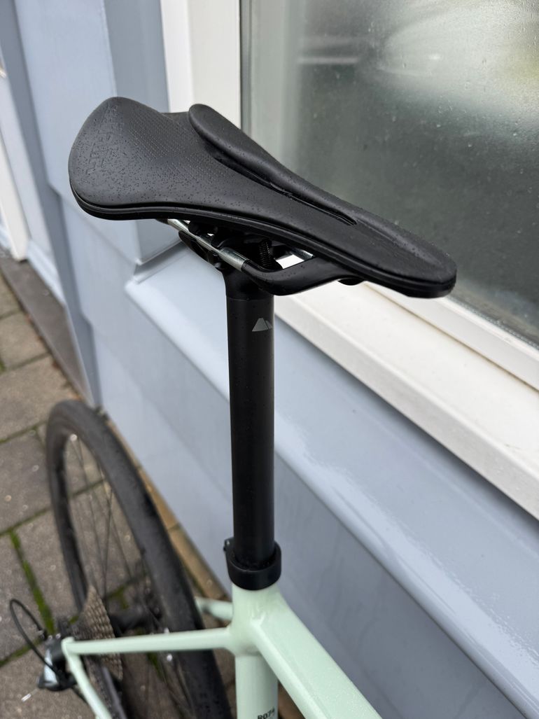 Used Canyon Endurace 6 2024 2024 Road & Gravel, Black — image 12 of 16