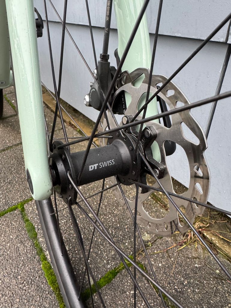 Used Canyon Endurace 6 2024 2024 Road & Gravel, Black — image 6 of 16
