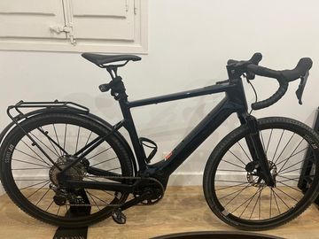 Canyon Grizl:ON CF Daily 2024 2024 Road & Gravel usato, Verde — immagine 1 di 9