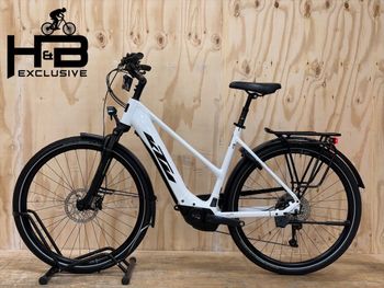 Used KTM Macina Tour CX 625 LTD Shimano 2023 Mountainbike, White — image 1 of 16