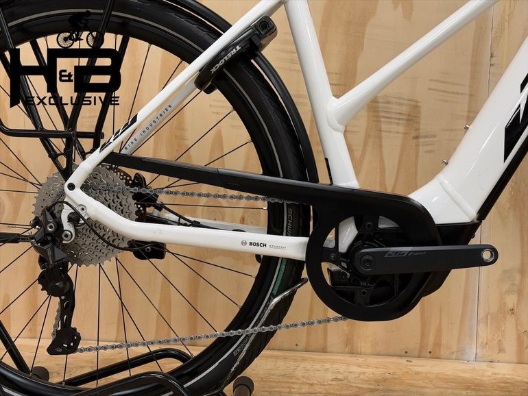 Used KTM Macina Tour CX 625 LTD Shimano 2023 Mountainbike, White — image 3 of 16