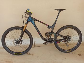 Used Giant Trance SRAM GX Eagle 2022 Mountainbike, Black, 29 — image 2 of 15