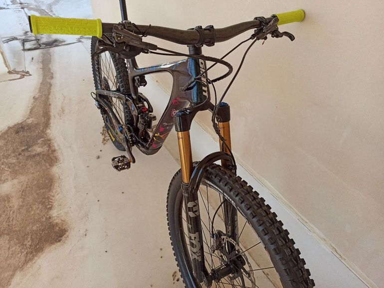 Used Giant Trance SRAM GX Eagle 2022 Mountainbike, Black, 29 — image 7 of 15