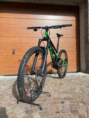 Used Kellys Swag 50 27.5” 2020 Mountainbike, Black — image 10 of 10
