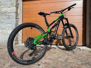 Used Kellys Swag 50 27.5” 2020 Mountainbike, Black — image 3 of 10