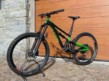 Used Kellys Swag 50 27.5” 2020 Mountainbike, Black — image 9 of 10