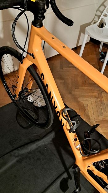 Used Canyon Grizl CF SL 6 2023 2023 Road & Gravel, Orange — image 8 of 10