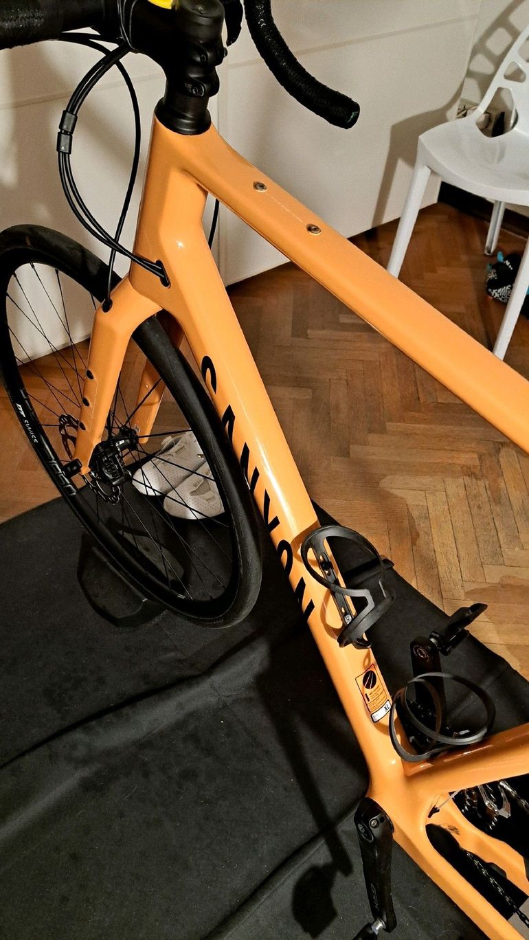 Used Canyon Grizl CF SL 6 2023 2023 Road & Gravel, Orange — image 8 of 10