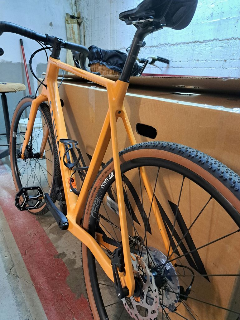 Used Canyon Grizl CF SL 6 2023 2023 Road & Gravel, Orange — image 4 of 10