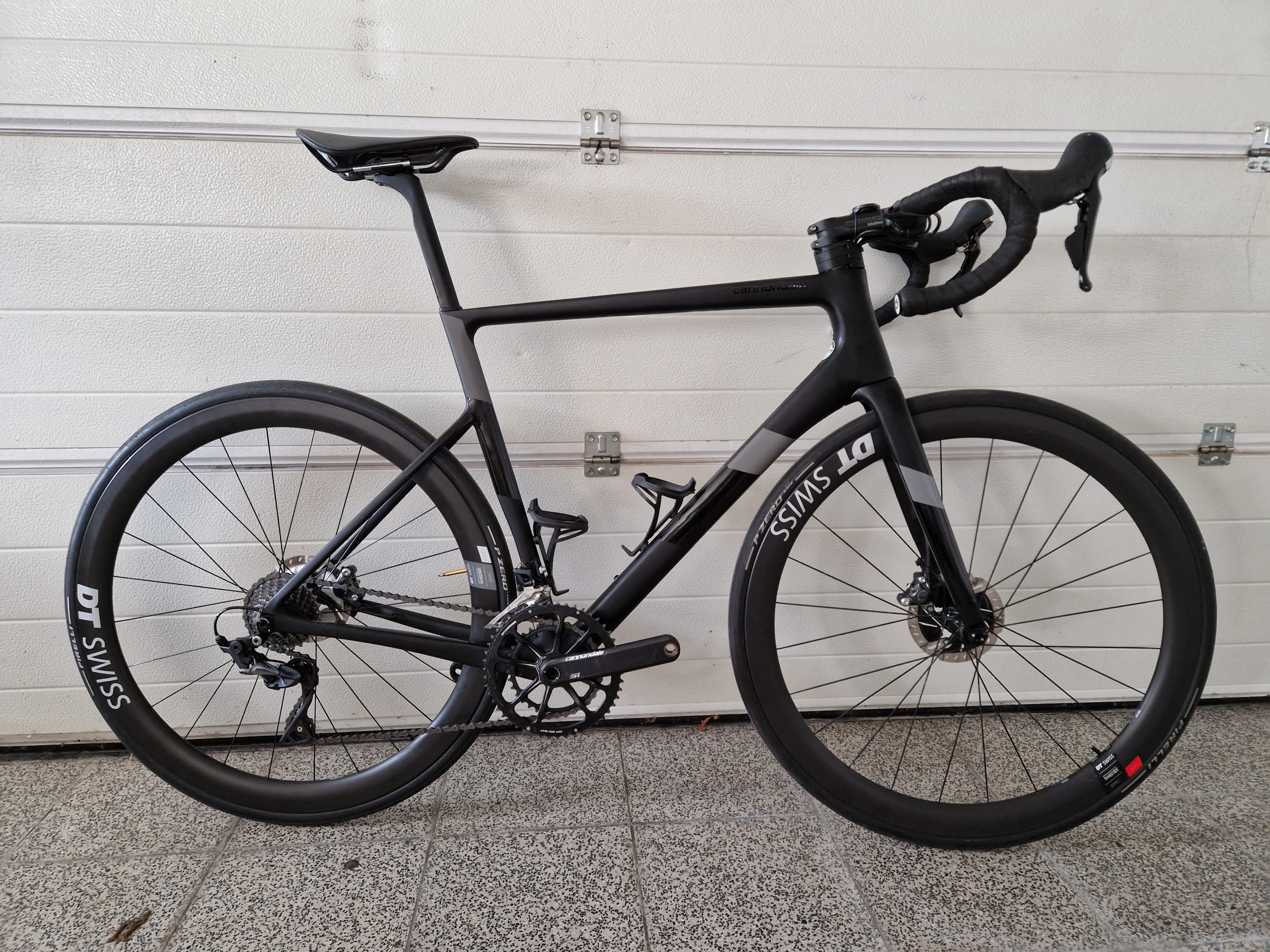 Supersix evo carbon sales disc ultegra