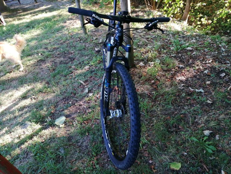 Used Trek Superfly 5 2014 2014 Mountainbike, Negro — image 2 of 5