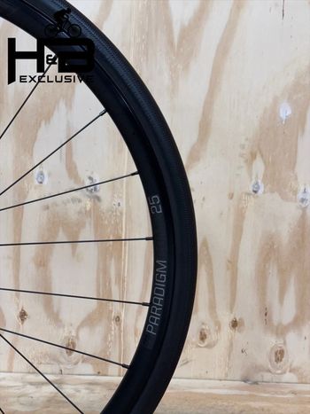 Used Trek Domane SL 6 Carbon Shimano Ultegra 2023 Road & Gravel, Red — image 6 of 13
