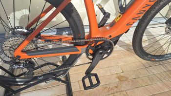 Used Canyon Grail:ON CF 7 2023 2023 Road & Gravel, Naranja — image 2 of 4