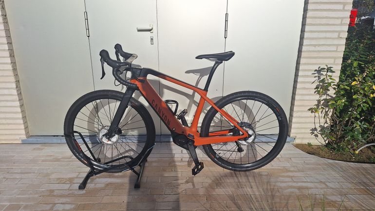 Used Canyon Grail:ON CF 7 2023 2023 Road & Gravel, Naranja — image 1 of 4