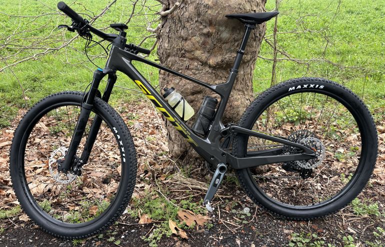 Used Scott Spark RC Team Issue 2024 2024 Mountainbike, Black, 29 — image 1 of 6